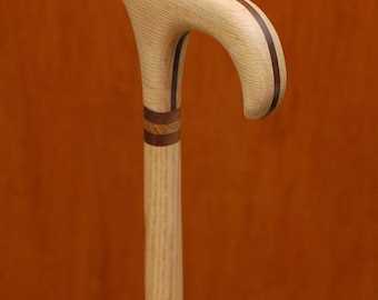 Handcrafted Wooden Walking Canes: Blending Style and Functionality
