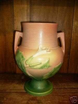 How to Spot a Reproduction in Roseville Pottery
