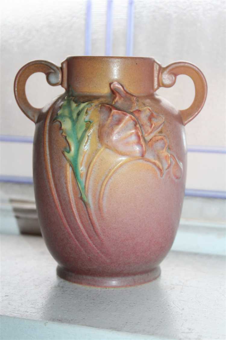 Roseville Pottery: A Legacy of Iconic Pieces