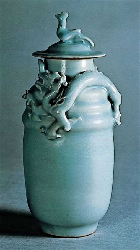 Exploring the Beauty of Celadon Pottery: Everything You Need to Know