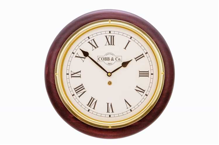 Wooden Wall Clocks with Roman Numerals: Vintage Elegance in Timekeeping