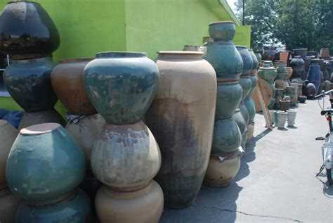 A world of pottery
