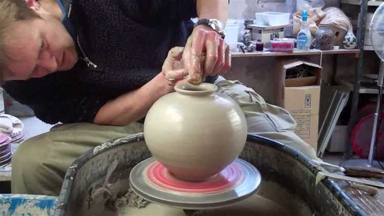 Step-by-Step Guide: Creating a Vase on a Pottery Wheel