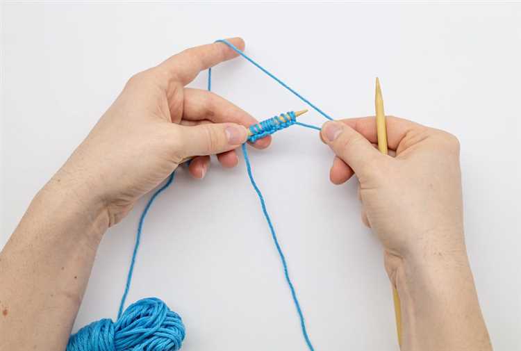 Learn how to cast on in knitting