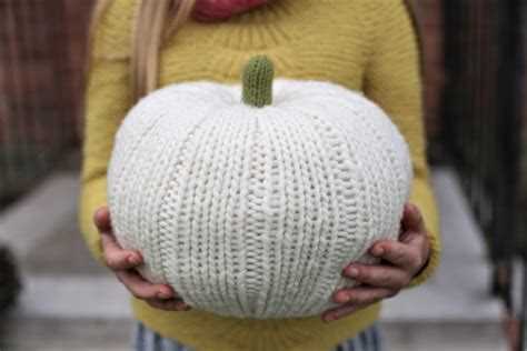 How to Knit a Pumpkin