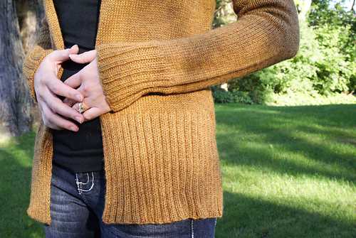 Step-by-Step Guide on Adding a Collar to a Knitted Cardigan