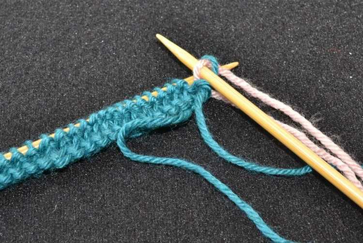 Learn How to Change Color Knitting