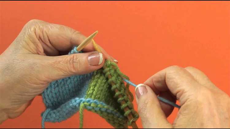 How to Change Colors While Knitting