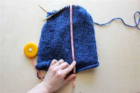 How to Decrease When Knitting a Hat