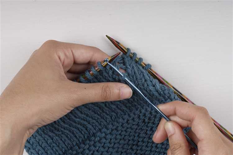 Learn How to Drop a Stitch in Knitting Like a Pro