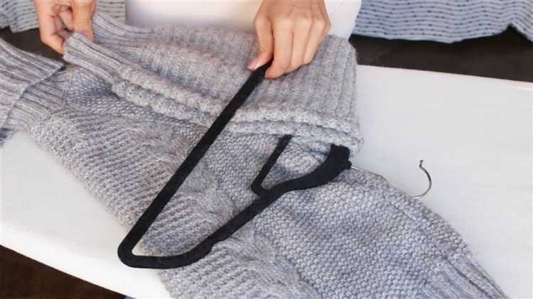 How to Hang Knitted Sweaters