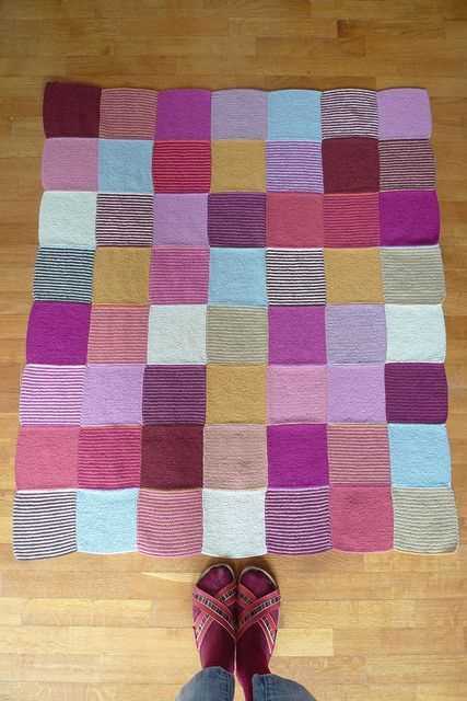 Knitting a Blanket with Squares: A Step-by-Step Guide