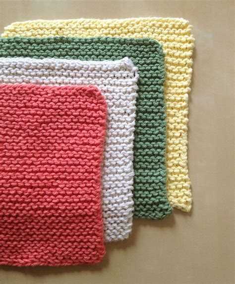 Step-by-Step Guide: How to Knit a Dishcloth for Beginners