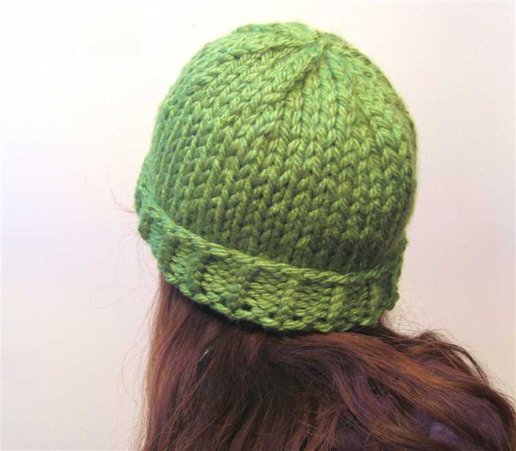 Beginner’s Guide: How to Knit a Hat