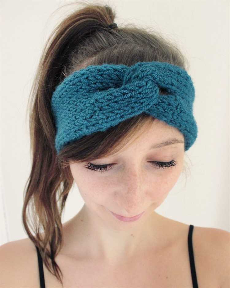 Learn How to Knit a Headband with These Simple Steps