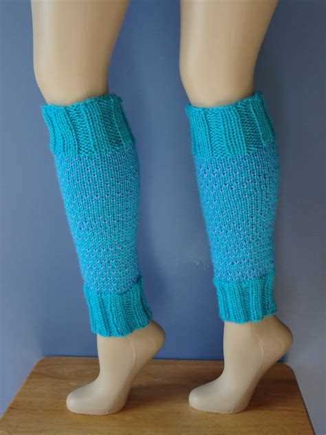 Learn how to knit a leg warmer