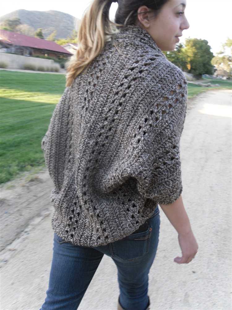Knitting a long sleeve top: step-by-step guide and tips
