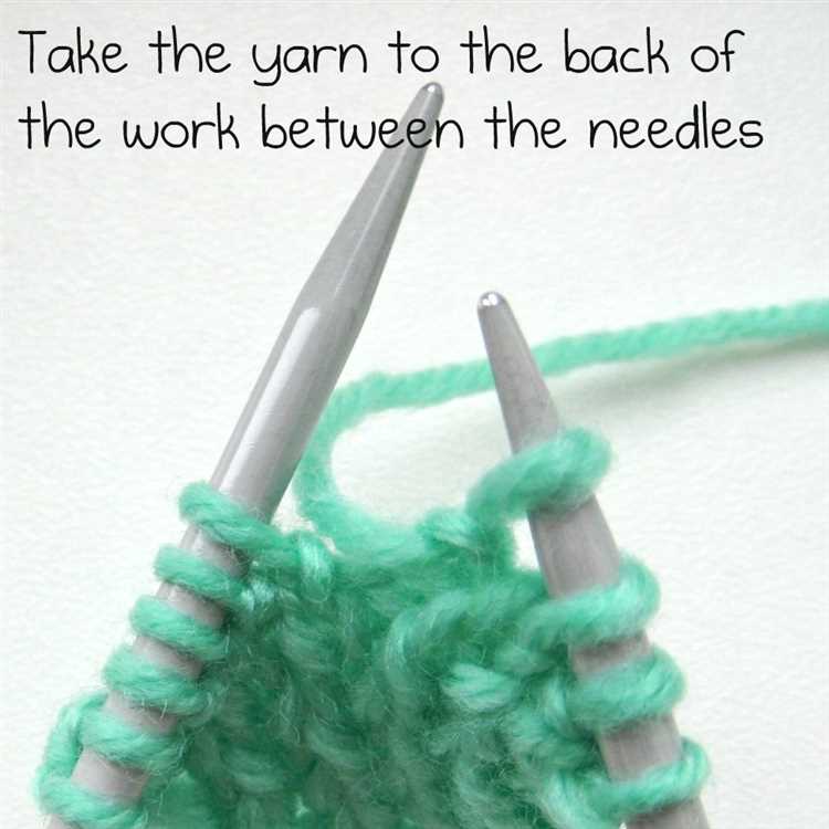 How to Hold the Knitting Needles