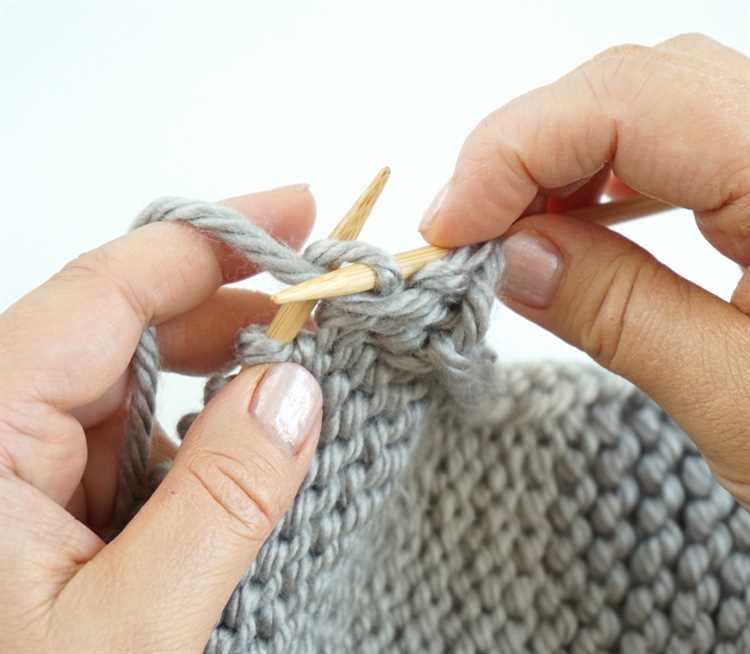 Learn How to Knit a Purl Stitch: Step-by-Step Guide