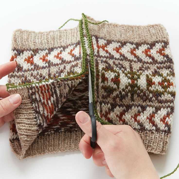 Learn How to Knit a Steek and Take Your Knitting to the Next Level