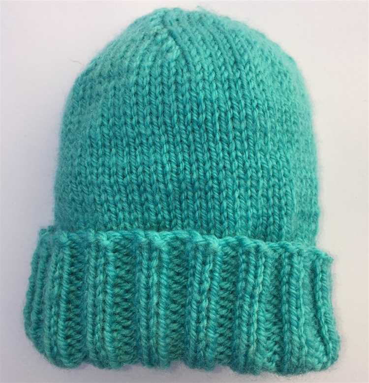 Knitting a Baby Hat: Step-by-Step Guide and Tips