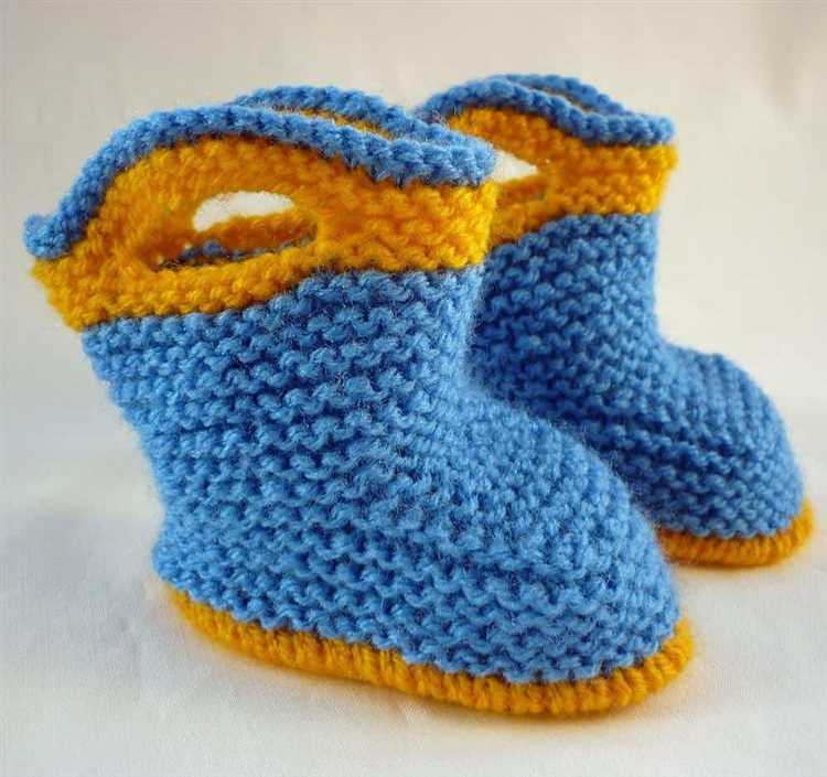 Learn How to Knit Booties