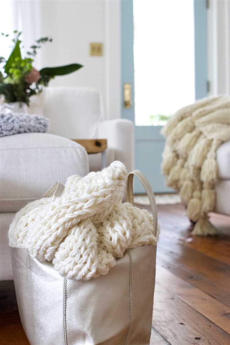 Step-by-Step Guide on Knitting a Chunky Blanket