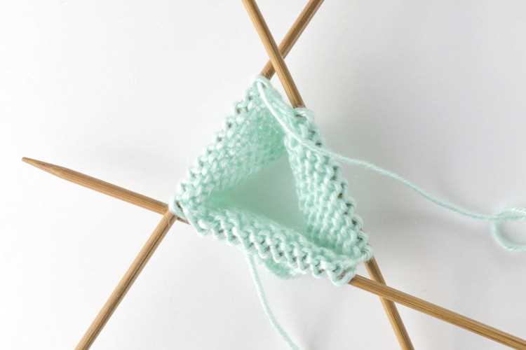 Learn How to Knit in Rounds