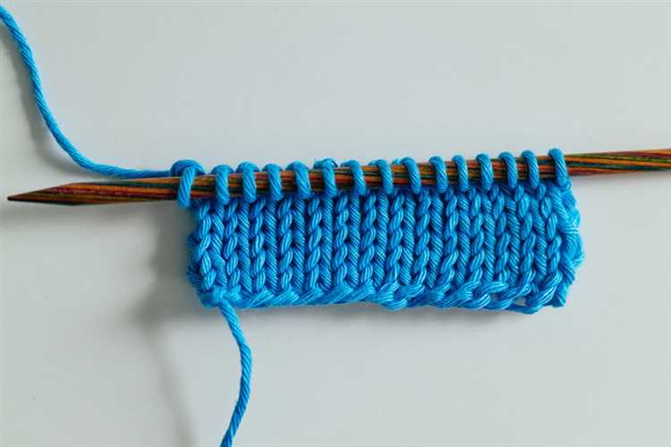 Learn how to knit the stockinette stitch