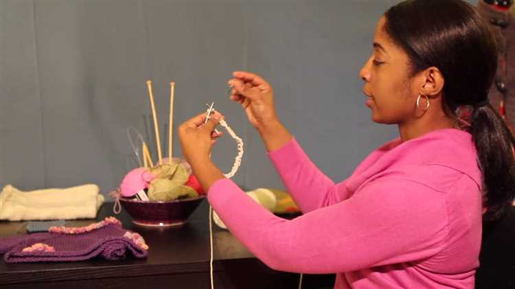 Learn how to knit using circular needles