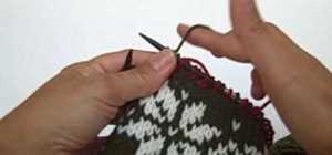 How to Knit with Two Colors in the Round
