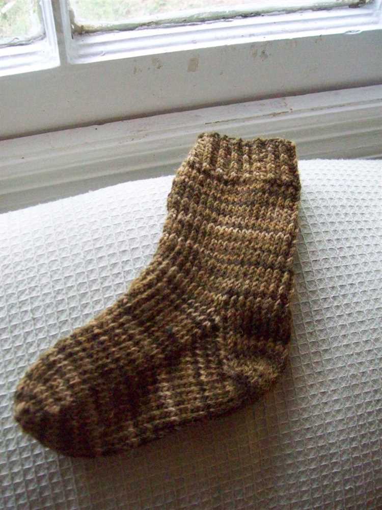 Learn how to knit wool socks