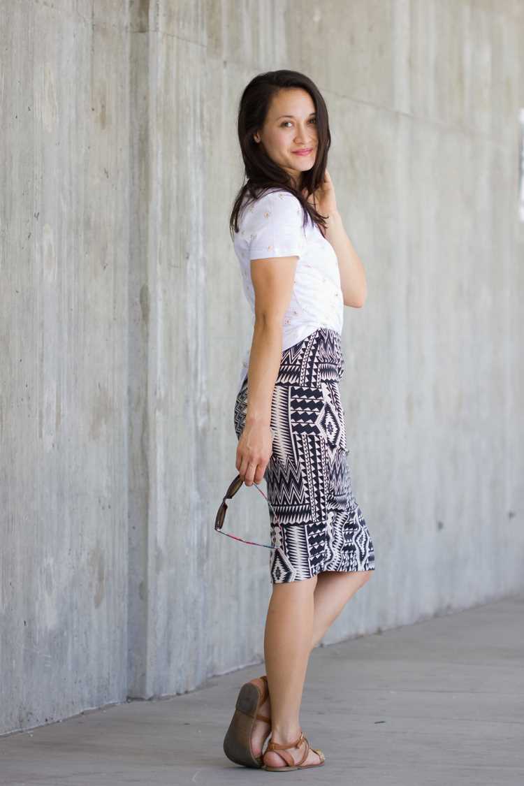 Tips for Styling a Knit Skirt