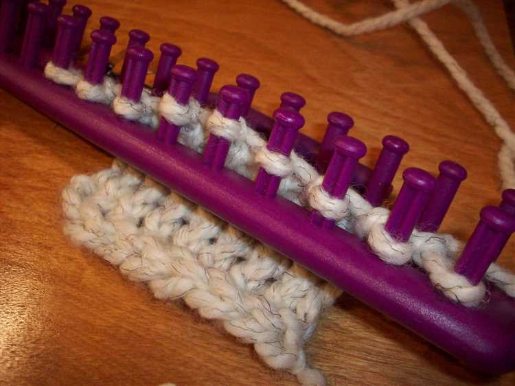 Beginner’s Guide to Using a Knitting Loom