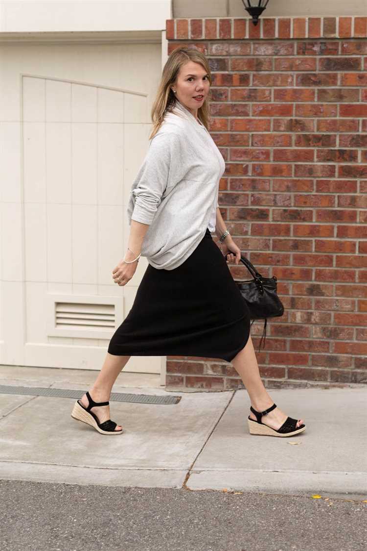 How to rock a knit skirt: Style tips and inspiration