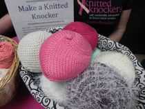 How to wear knitted knockers
