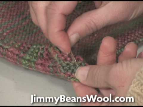 Guide on how to weave in ends while knitting