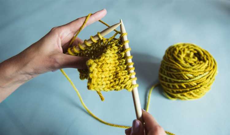 Choosing Between Knitting and Crochet