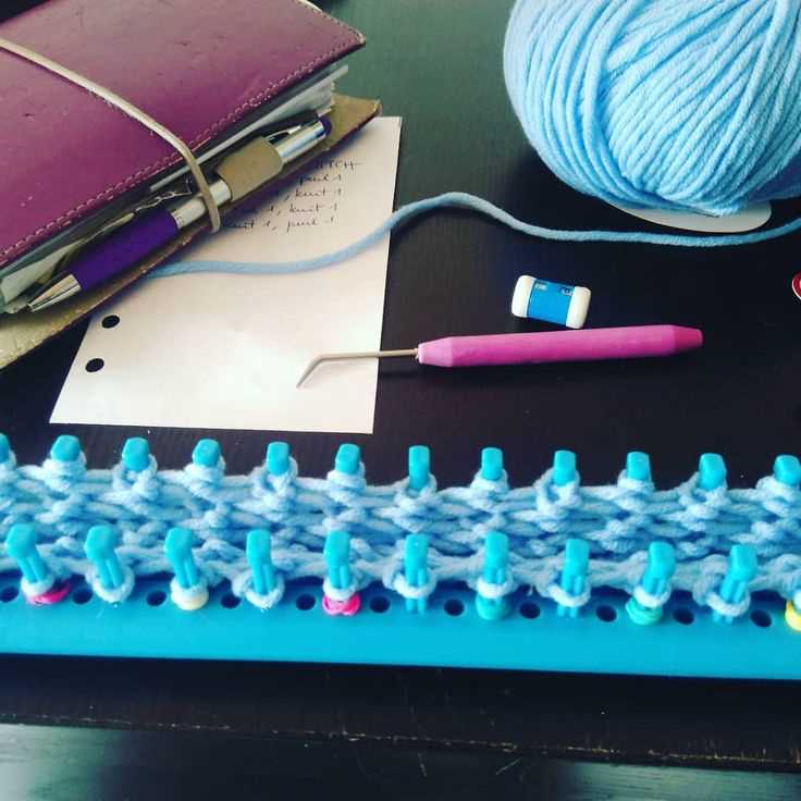 Creating Accessories with Knitting Looms